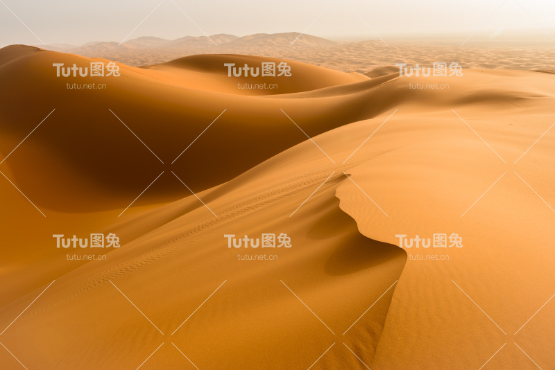 撒哈拉沙漠的沙丘，Merzouga，摩洛哥