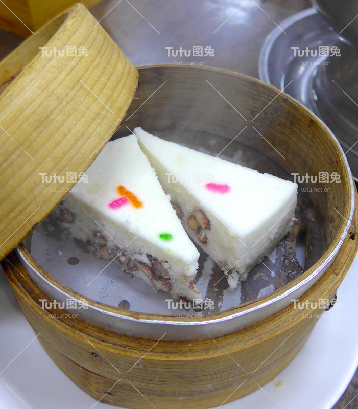 海绵蛋糕与红豆特写