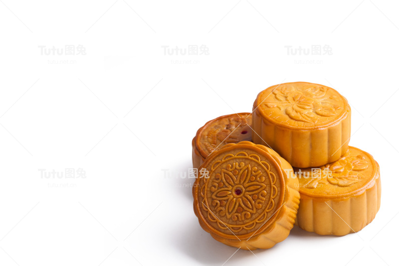 中秋月饼孤立在白色的背景上用剪影路径
