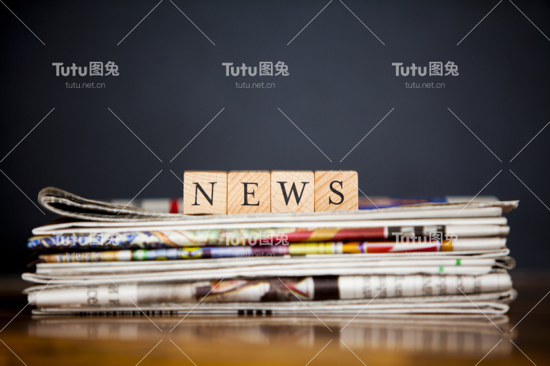 新闻