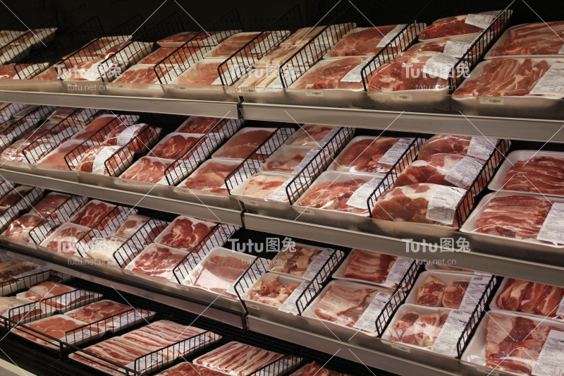 超市的肉类部