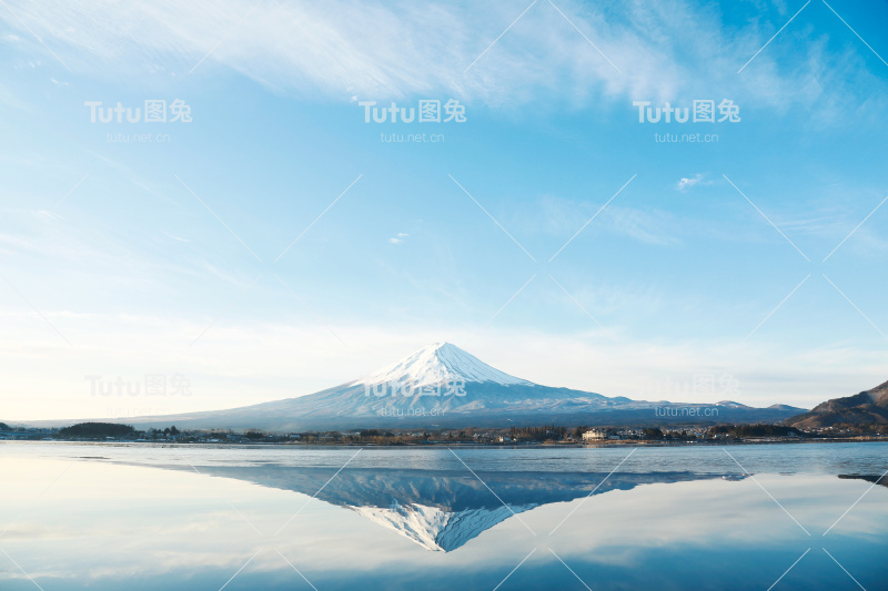 富士山位于本州岛