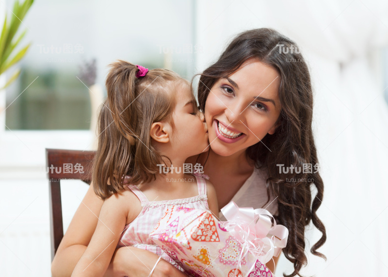 母亲和女儿