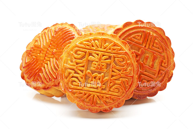 中国月饼孤立在白色的背景