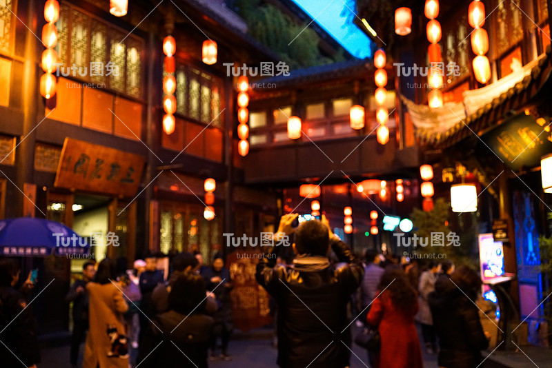 中国成都锦里古镇街道散焦图