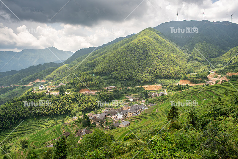 中国山区的一个小村庄