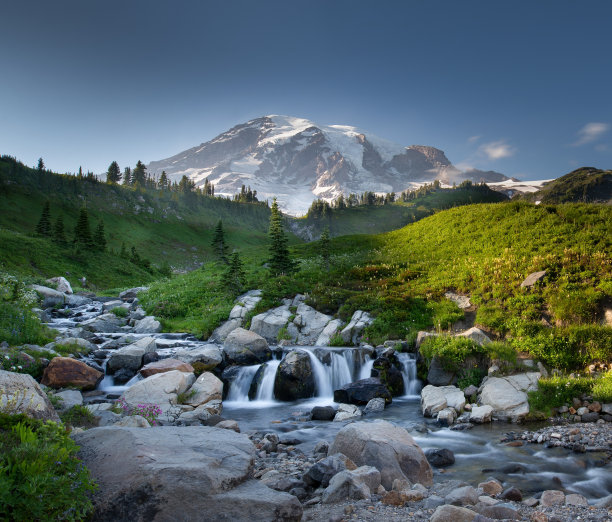 太雷尼尔山