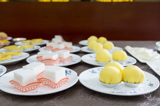 特写广东dum sum等甜面包在餐厅