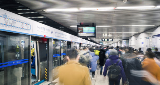 北京地铁高峰时间